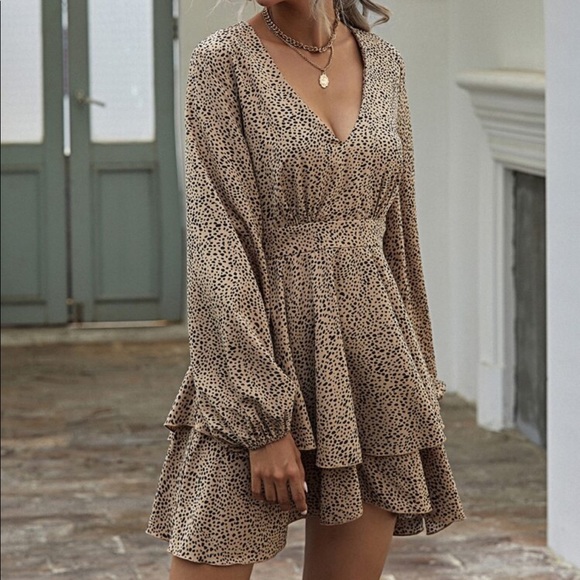 Printed Tiered Babydoll Dress - Picture 5 of 7